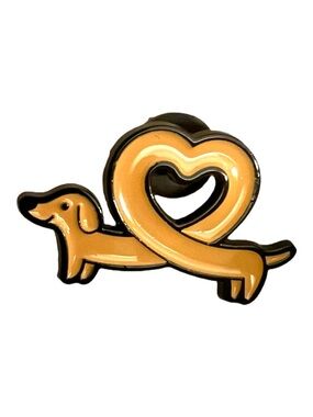 🧷🐶DACHSHUND/WEINER DOG/SAUSAGE DOG HEART - Enamel Pin on Black Backing